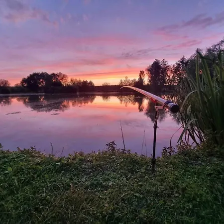 营地 La Roulotte De L'etang